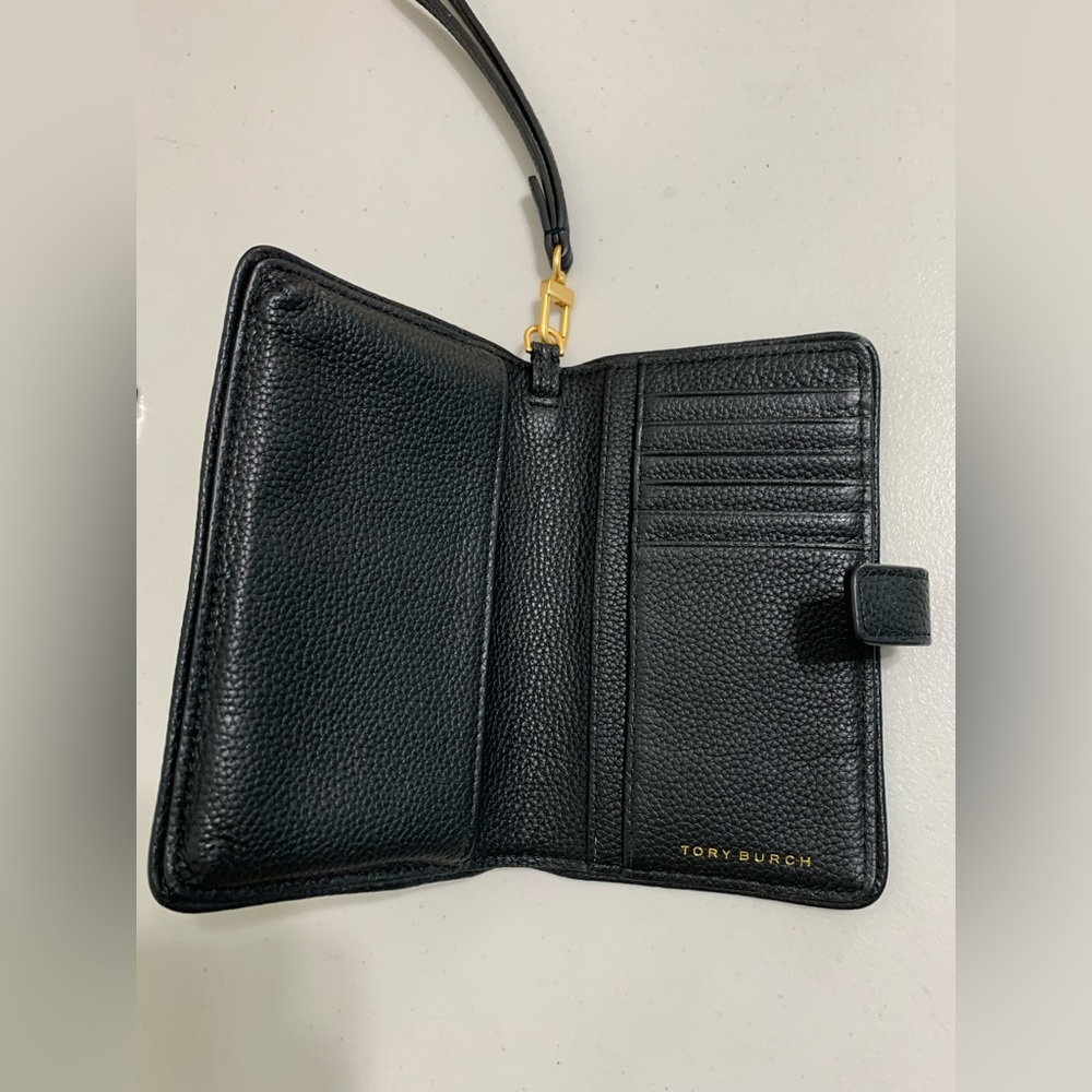 💕👜TORY BURCH Black Leather Wrislet💕👜👜 - Picture 3 of 8